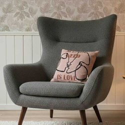 Pude - All you need is love